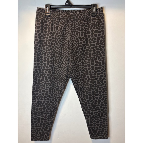 Soft Surroundings Pants - Soft Surroundings Leopard Print Leggings Gray Black Petite Medium Slimming